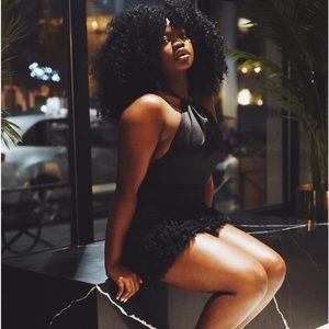 Meet your Posher, Akua